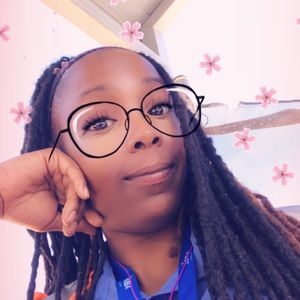 Meet your Posher, Shaneekah